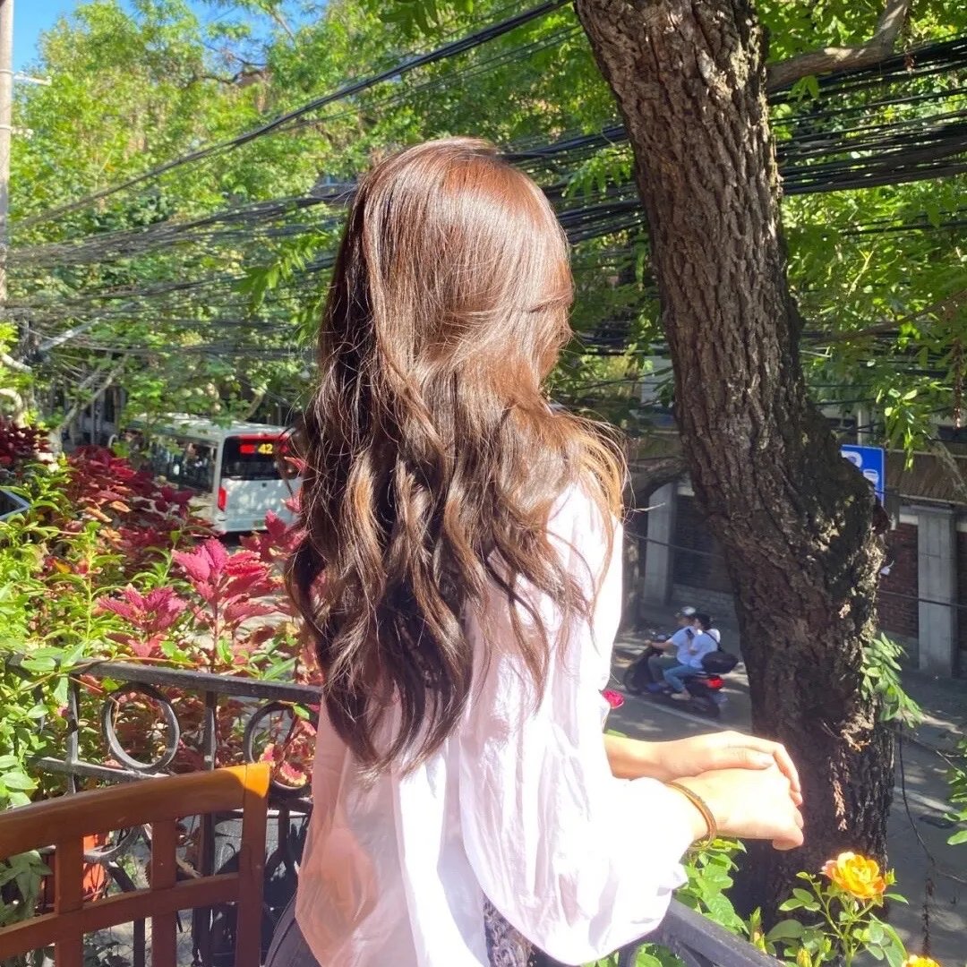 摇摇晃晃的人间